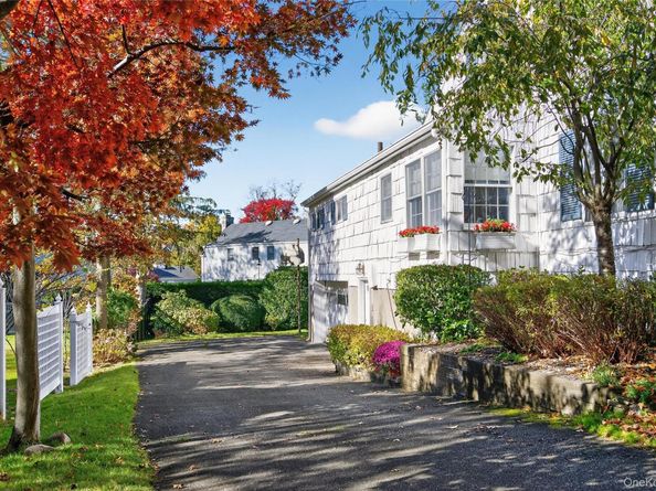 7 Shore Road, Manhasset NY 11030
