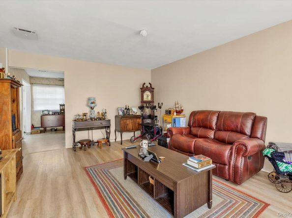 141 Forge Lane, Coram NY 11727