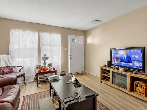 141 Forge Lane, Coram NY 11727