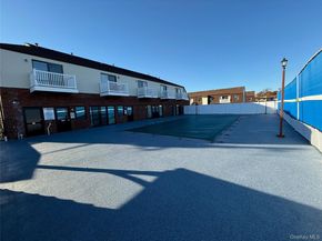 118 Clubhouse, Copiague NY 11726