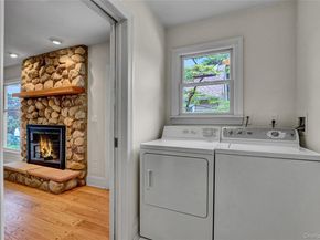 17 Singworth Street, Oyster Bay NY 11771