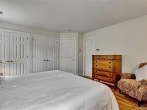 17 Singworth Street, Oyster Bay NY 11771