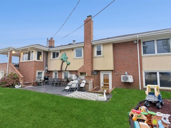 615 E State Street, Long Beach NY 11561