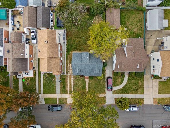 7-22 151st Place, Whitestone NY 11357