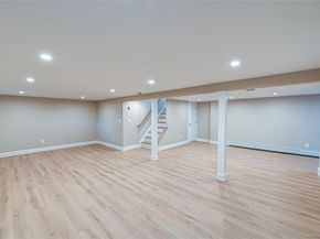 31 Boulevard Avenue, West Islip NY 11795