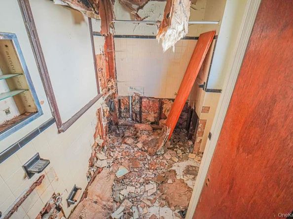 128 N 7th Avenue, Mount Vernon NY 10550