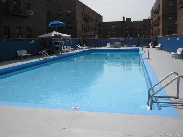 216-17 48th Avenue 2B, Bayside NY 11361