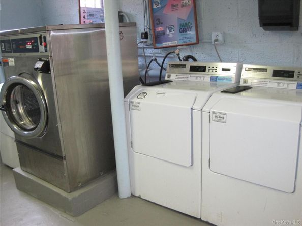 216-17 48th Avenue 2B, Bayside NY 11361