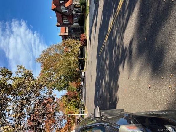 216-17 48th Avenue 2B, Bayside NY 11361