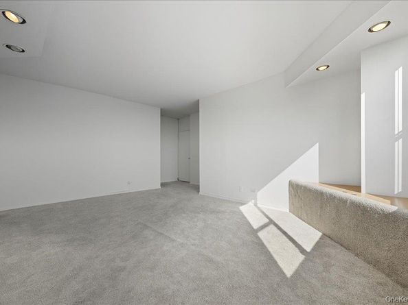 27110 Grand Central Parkway 30R, Floral Park NY 11005