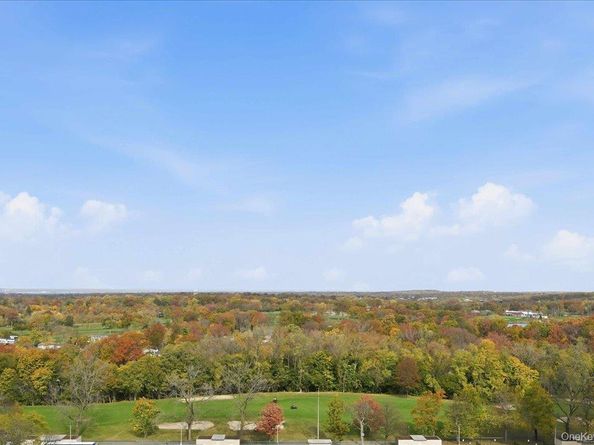 27110 Grand Central Parkway 30R, Floral Park NY 11005