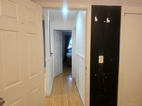 11 Edgewood Avenue, Farmingville NY 11738