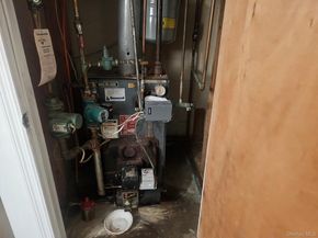 11 Edgewood Avenue, Farmingville NY 11738