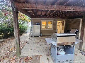 11 Edgewood Avenue, Farmingville NY 11738