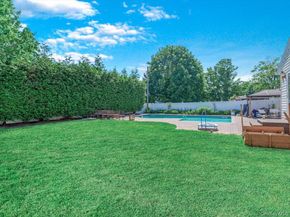 4 Whitebirch Lane, Commack NY 11725