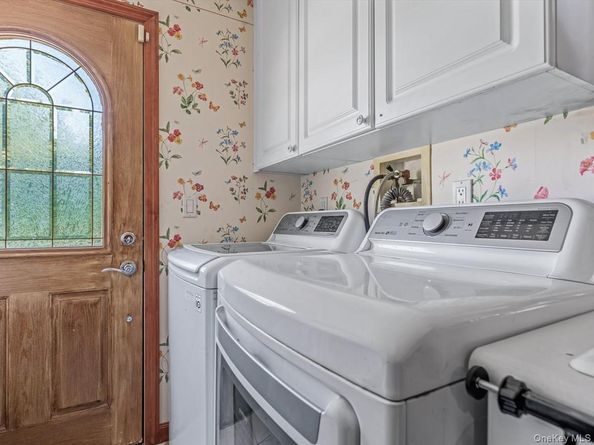 4 Whitebirch Lane, Commack NY 11725