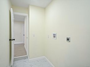 50 7th Street, Saint James NY 11780