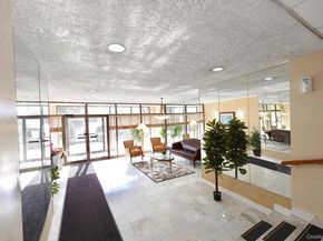 85 S Centre Ave A20, Rockville Centre NY 11570