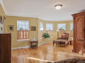 5 Old Neck Court, Manorville NY 11949