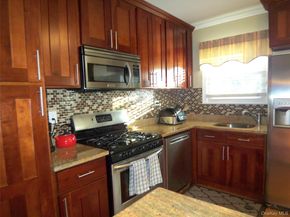 40 Harding Parkway, Mount Vernon NY 10552