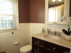 40 Harding Parkway, Mount Vernon NY 10552