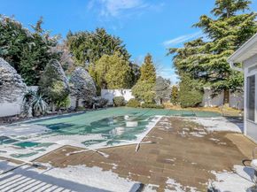 110 Thornwood Road, Massapequa Park NY 11762