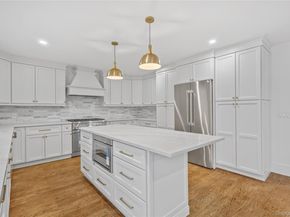 961 N Broadway, Massapequa NY 11758