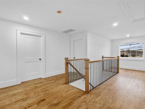 961 N Broadway, Massapequa NY 11758