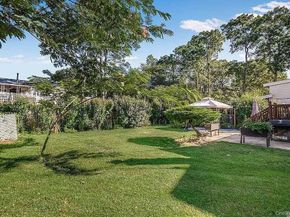 359 Erlanger Boulevard, North Babylon NY 11703