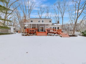 25 Sheryl Crescent, Smithtown NY 11787