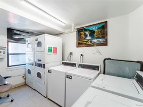 87-70 173rd Street 7H, Jamaica NY 11432