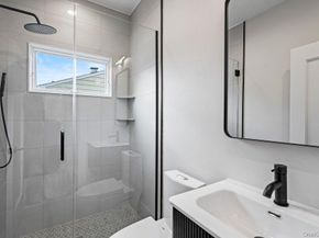 35 Main Parkway, Plainview NY 11803