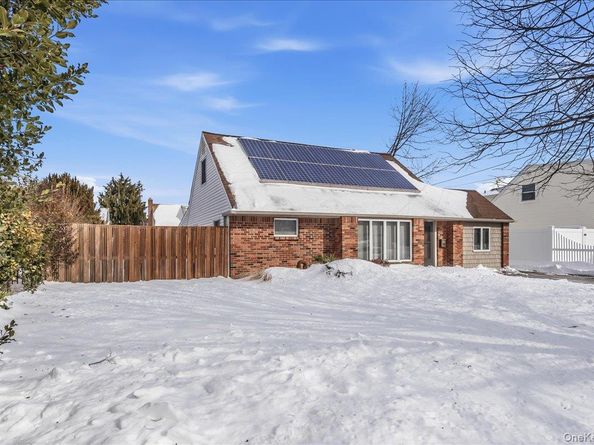 2287 7th Street, East Meadow NY 11554