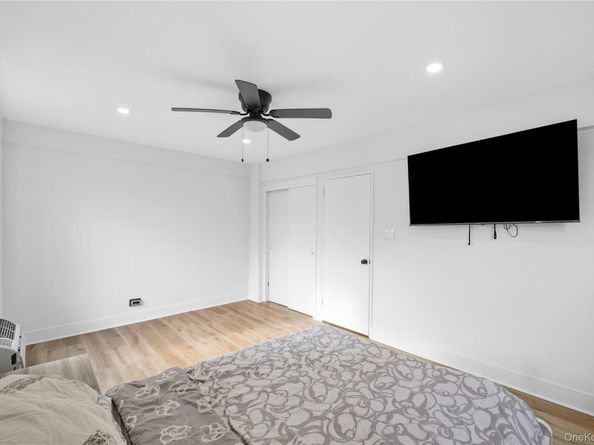 226-26 Union Turnpike 1R, Bayside NY 11364