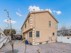 88 Elmwood Street, Plainview NY 11803