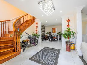 88 Elmwood Street, Plainview NY 11803