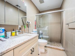 88 Elmwood Street, Plainview NY 11803