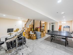 88 Elmwood Street, Plainview NY 11803