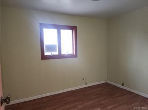 624 Montauk Highway, West Islip NY 11795