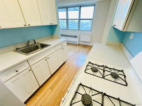 880 Boynton Avenue 18A, Bronx NY 10473