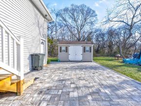 468 Granny Road, Medford NY 11763