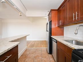 150-40 71 avenue 4G, Flushing NY 11367