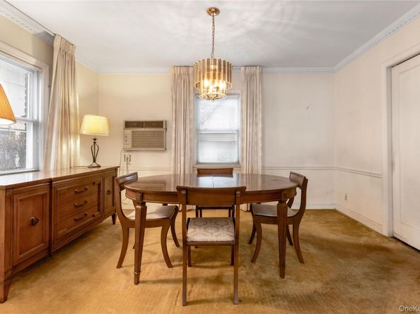 18547 80th Road, Jamaica Estates NY 11432