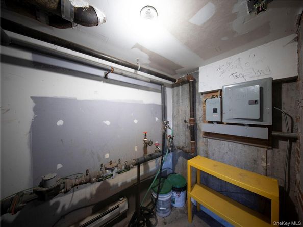 183-26 Booth Memorial Avenue, Fresh Meadows NY 11365