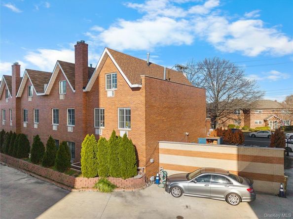 183-26 Booth Memorial Avenue, Fresh Meadows NY 11365