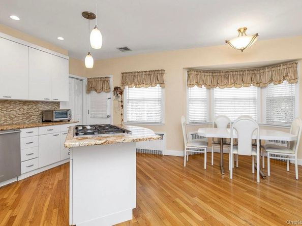 757 Bixby Drive, Baldwin NY 11510