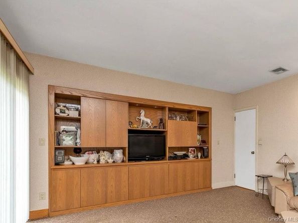 757 Bixby Drive, Baldwin NY 11510