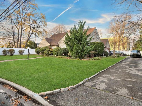 757 Bixby Drive, Baldwin NY 11510