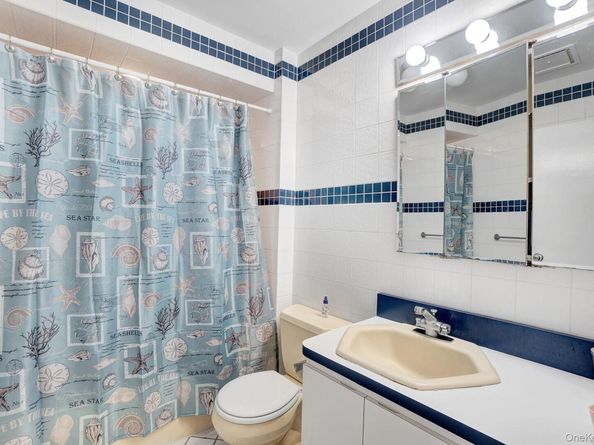 757 Bixby Drive, Baldwin NY 11510