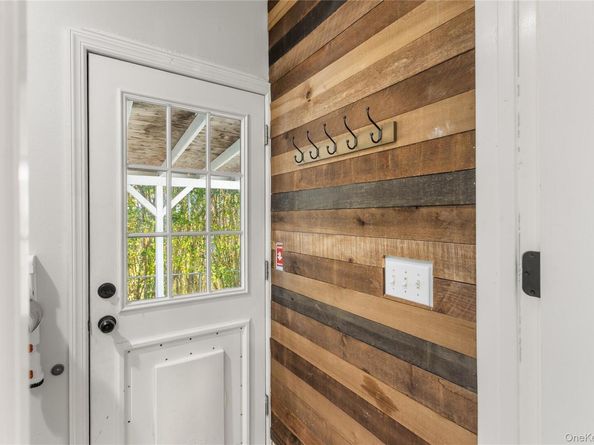 68 A Oneida Avenue, South Setauket NY 11720